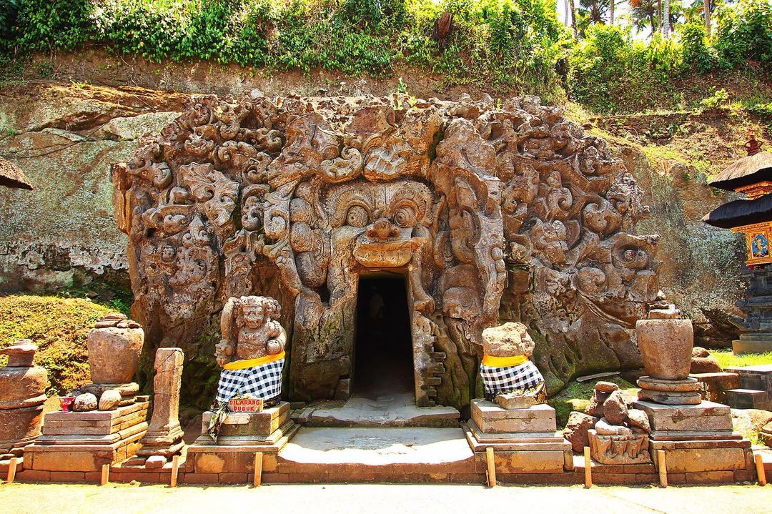 Hindu Temple in Indonesia - Goa Gajah